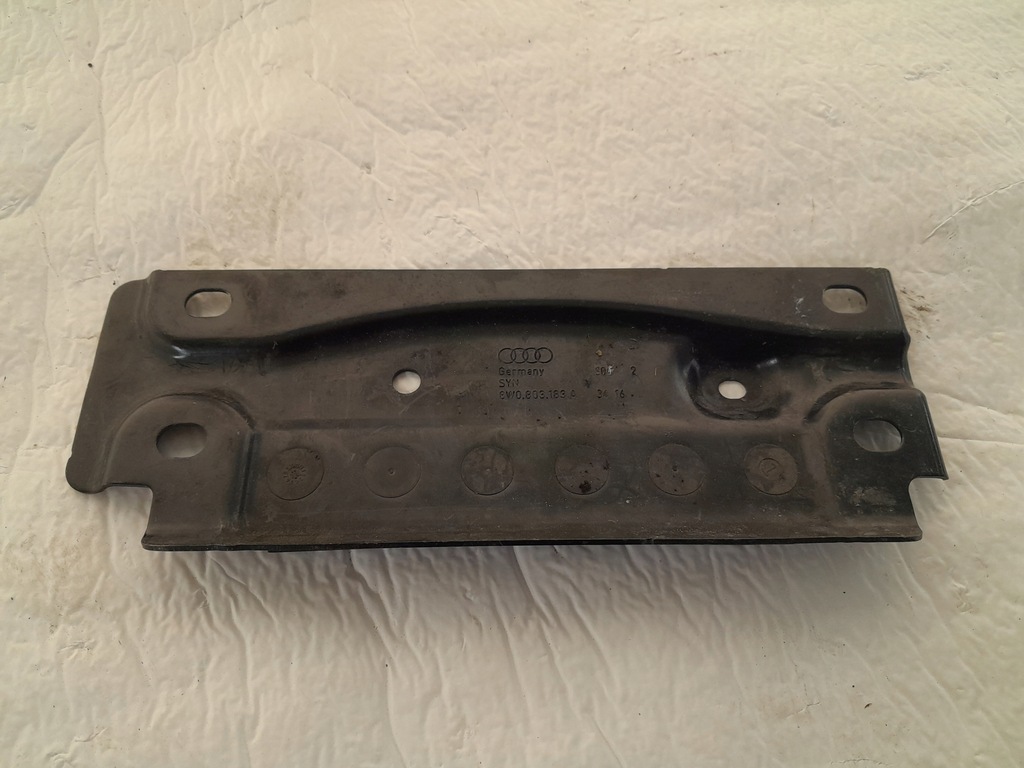 фото №1, Audi a4 b9 поперечина pod пол 8w0803183a
