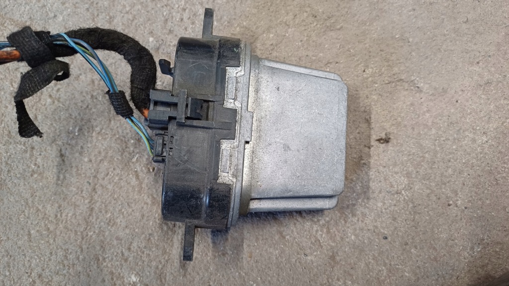 Alfa romeo 147 резистор резистор 52412557 Доставка