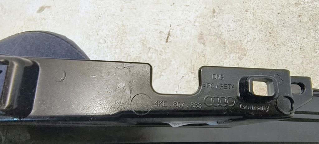 фото №11, Молдинг бампера задняя audi e-tron 4ke