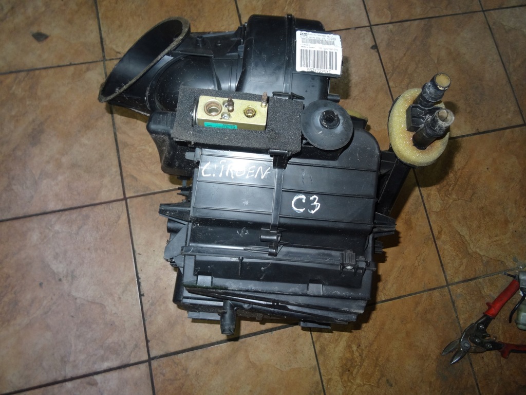 фото №1, Citroen c3 отопитель корпус 96377225xt