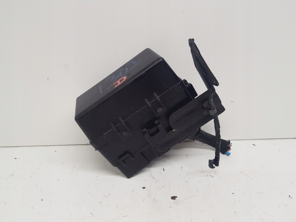 фото №1, Hyundai i30 ceed корпус запобіжників benz 2006-