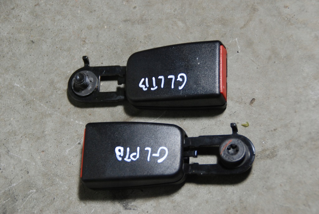 фото №1, Кліпса поперечина лівий задня ii ряд mercedes gl x164