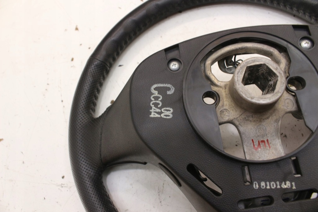 фото №9, Mazda 5 cr lift i 2.0 16v воздуховод кожа мультифункция