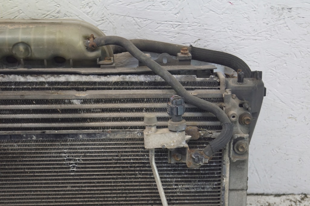 фото №5, Радиатор вентилятор toyota avensis verso 2.0 d