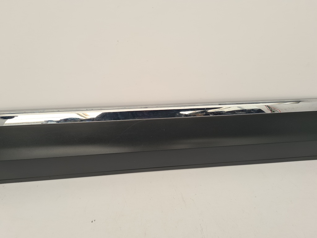 фото №4, Молдинг дверь передняя правая vw t-roc 2ga854940