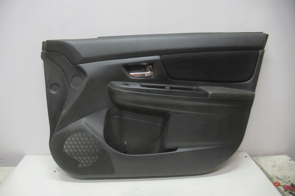 фото №1, Subaru xv 12r обшивка дверь правый перед