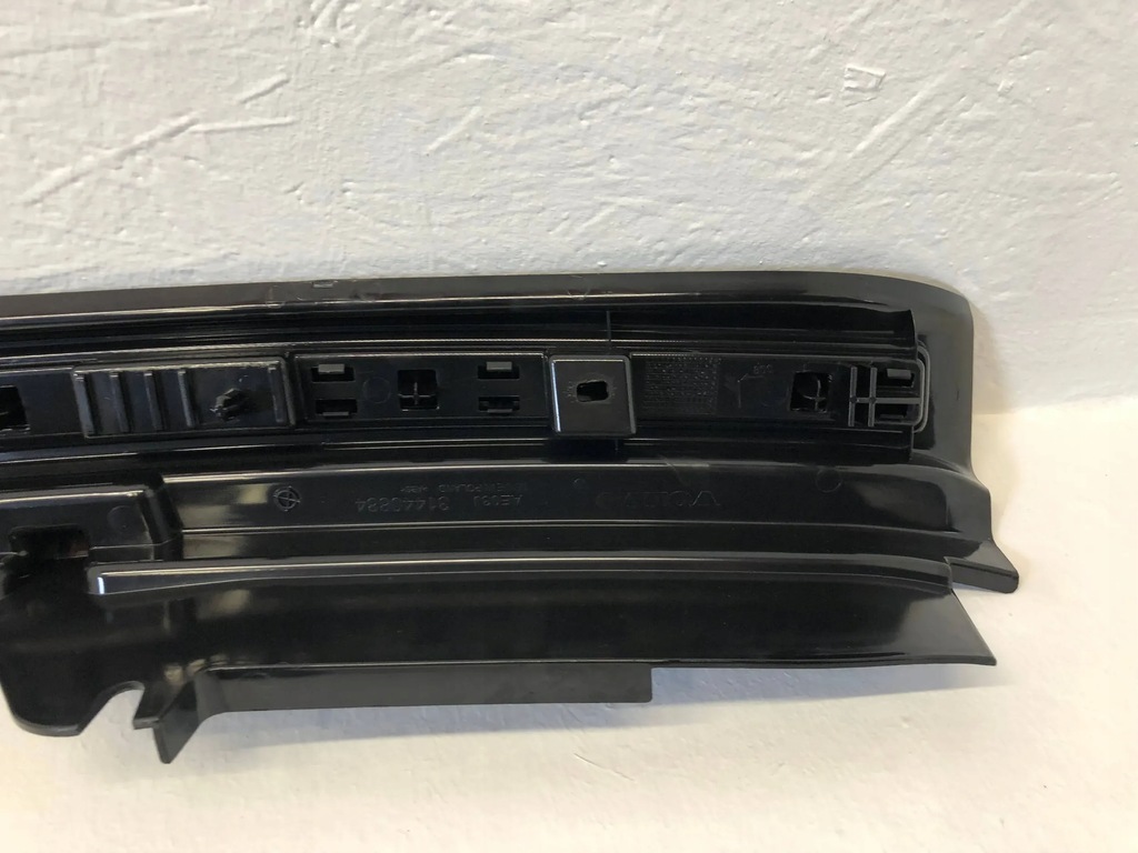 фото №11, Volvo xc40 захист накладка поперечина багажника 18 -