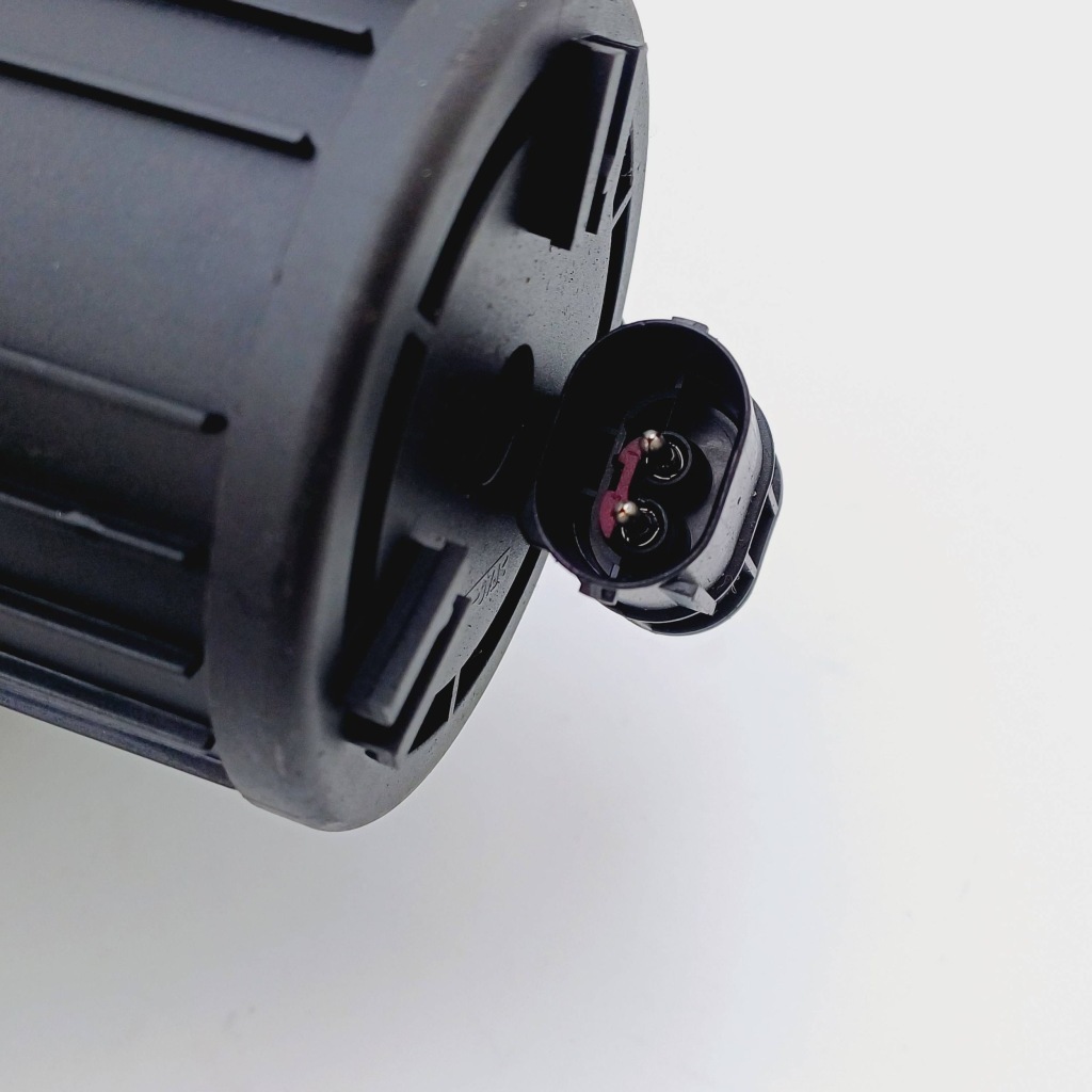 Насос воздуха вторичного bmw 3 e46 2.0 b 72812402 / 72812922 nr1 Киев