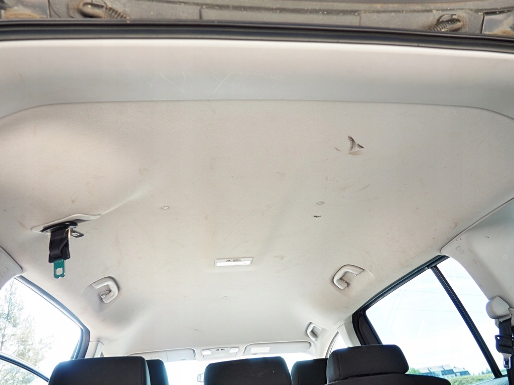 фото №2, Mazda 5 освещение лампа салона w крыша середина