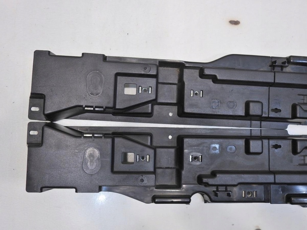 фото №4, Направляющая пол багажника volvo v70 ii