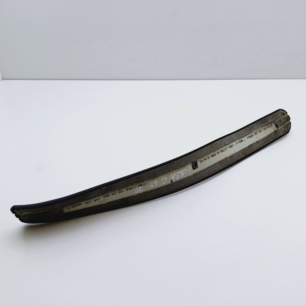 Молдинг крила лівий задній opel corsa c 3d hb 09227277 nr196 Зі Шроту