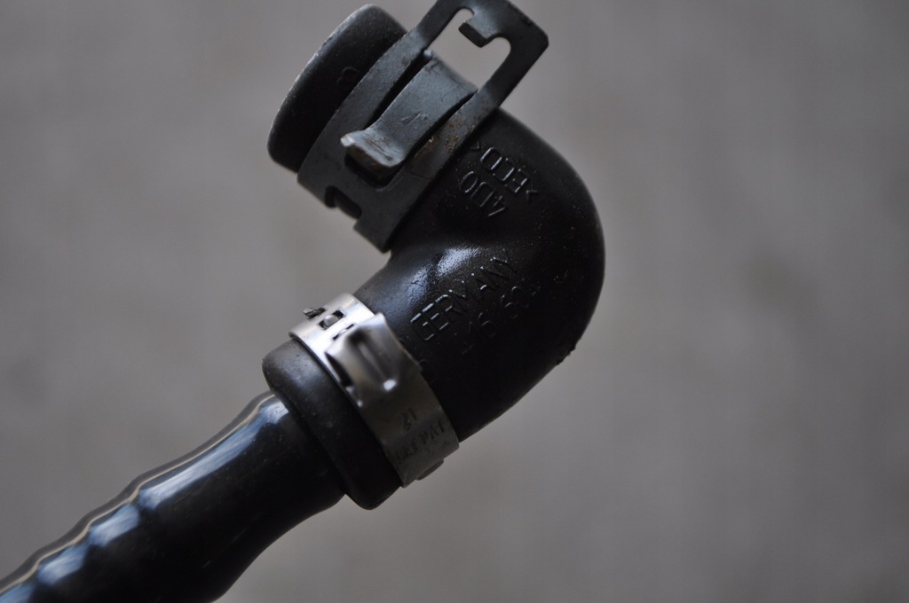 фото №6, Audi a4 b7 2.0tdi трубка шланг насоса вакуум 8e0611931fc