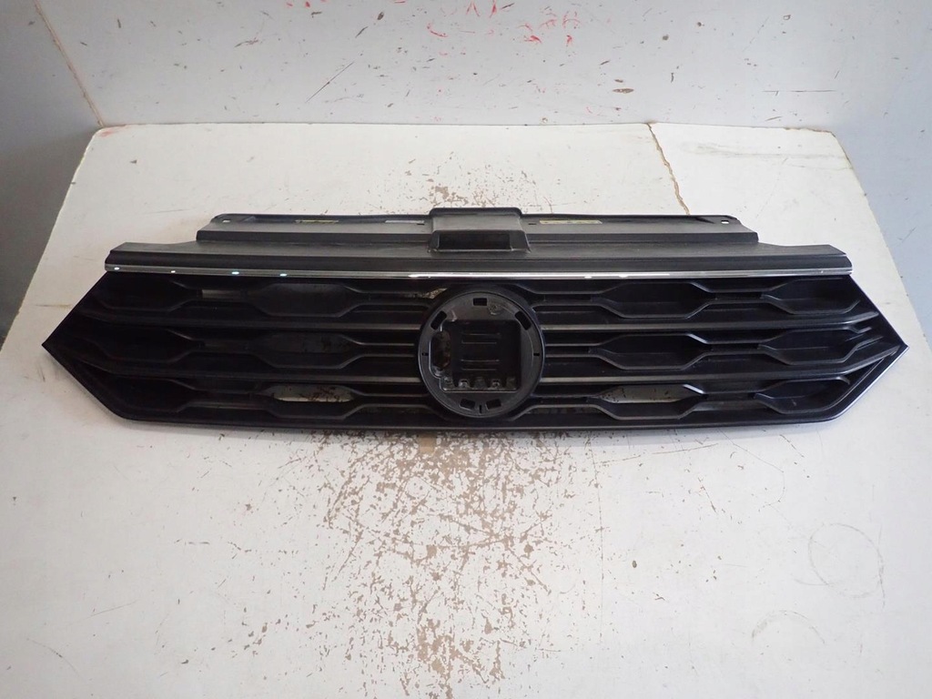 фото №1, Решітка радіатора vw t-roc 2017- 2ga853343b