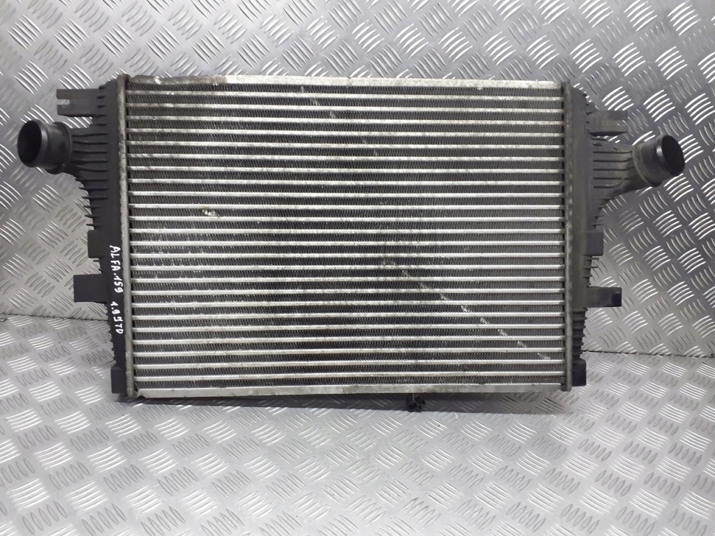 Купить Радиатор воды alfa romeo 159 1.9 jtdm