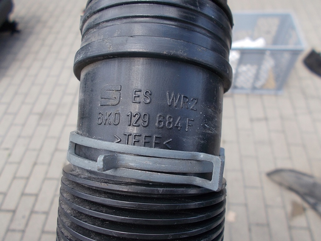 фото №9, Труба повітрозабірник повітря seat vw 6k0129656b 6k0145972a