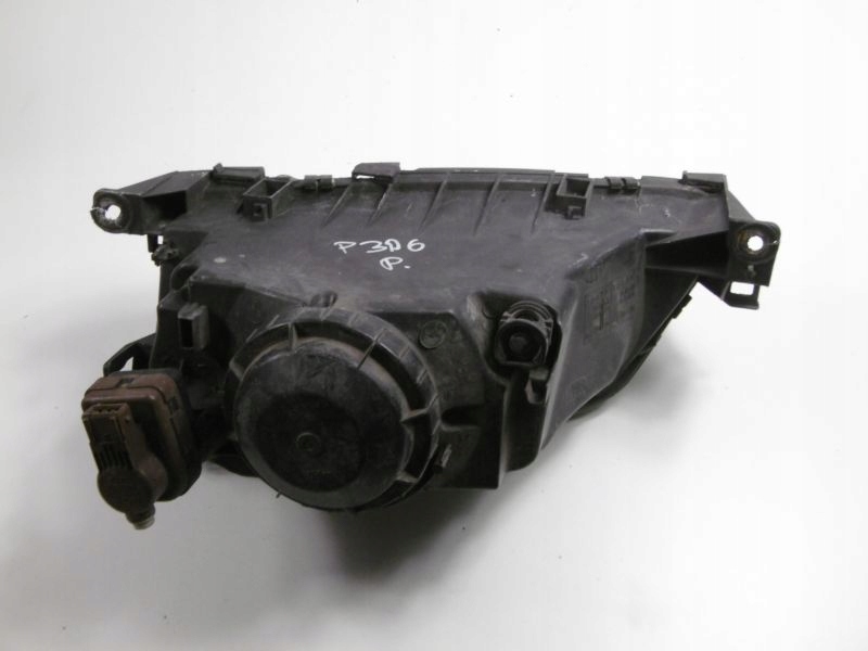фото №8, Peugeot 306 93-97 фара правый valeo h4