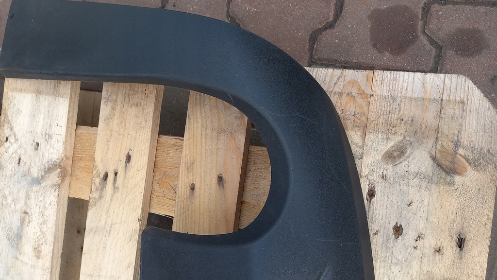 фото №7, Накладка бампера задня volvo v70 31353571