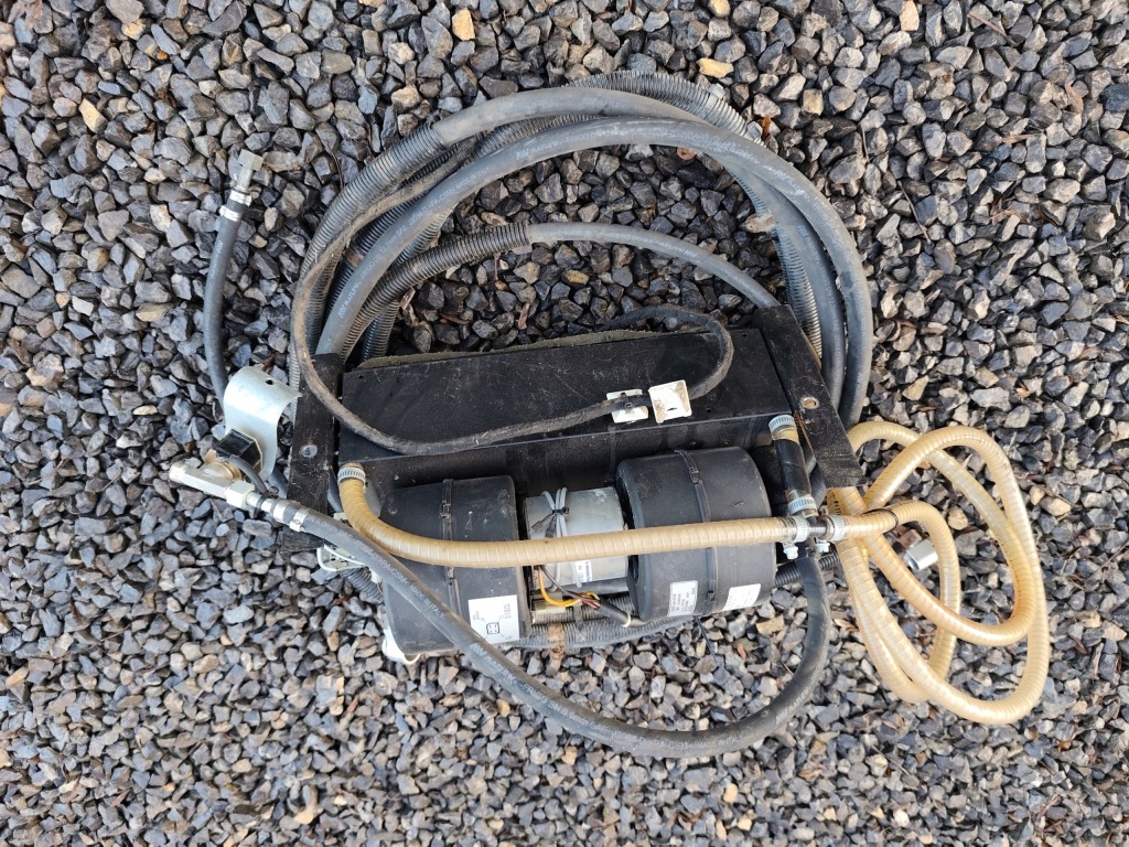 Отопитель испаритель кондиционера 12212005 mercedes sprinter vito kamper Оригинал