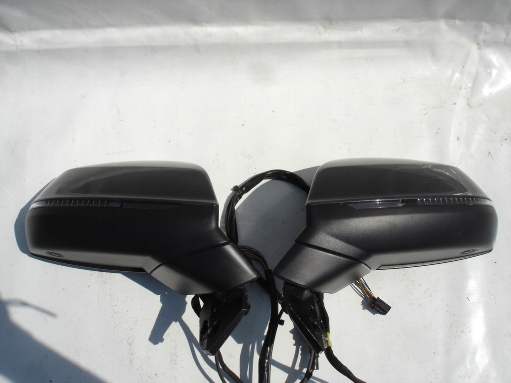 фото №1, Audi q7 4m дзеркало ліва 12 pin + камера
