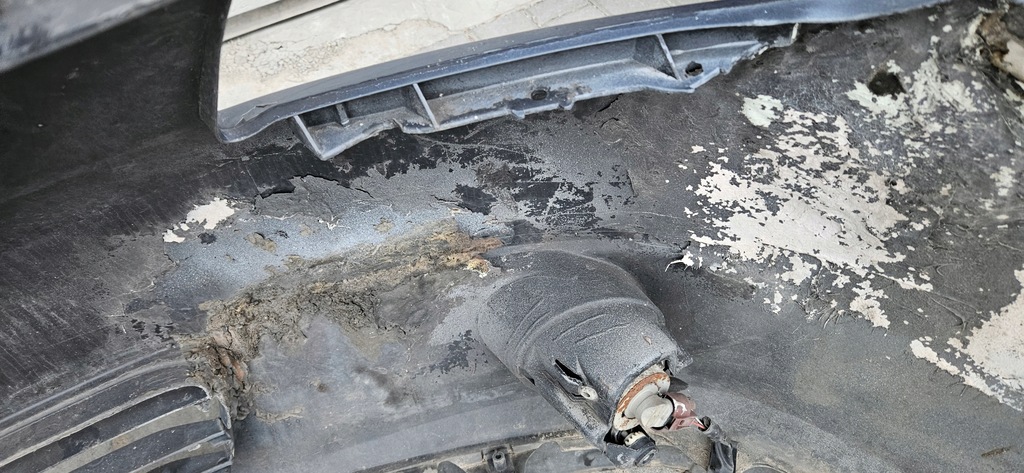 фото №10, Toyota corolla verso бампер перед 01-04r