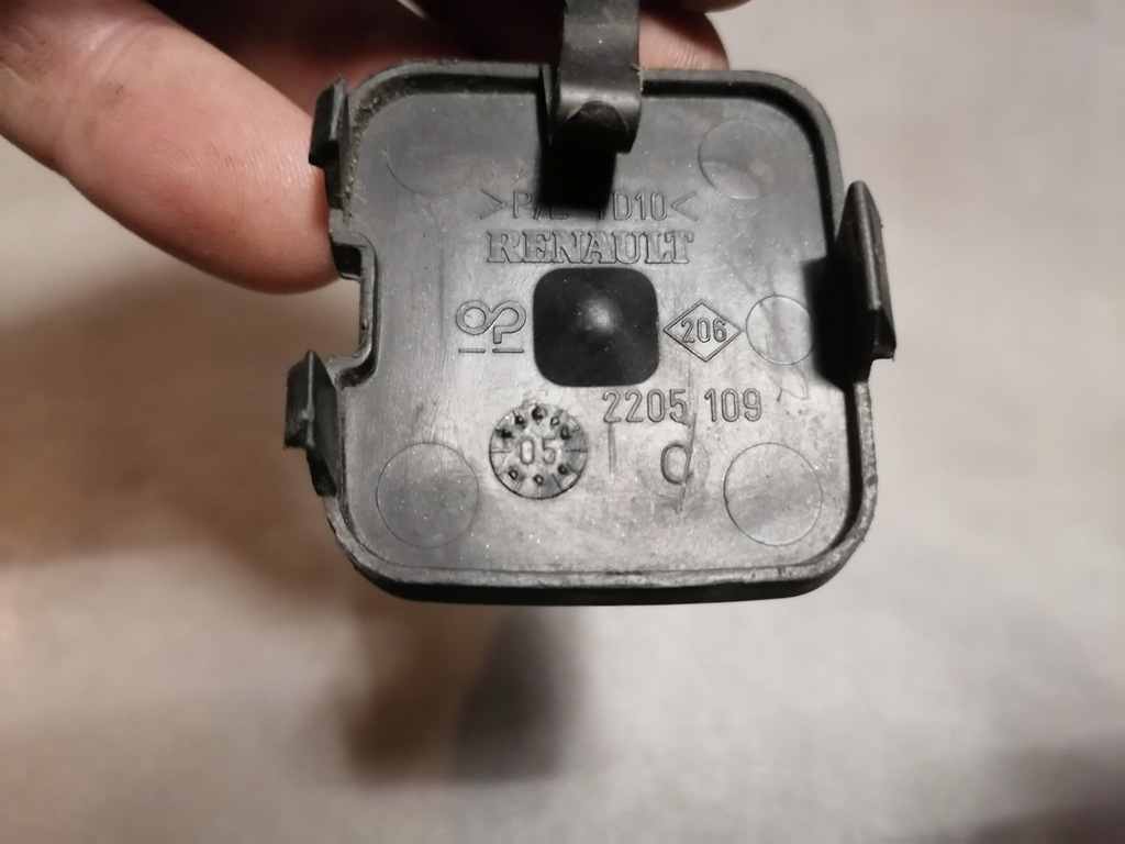 фото №3, Заглушка фаркоп перед renault vel satis 2205109