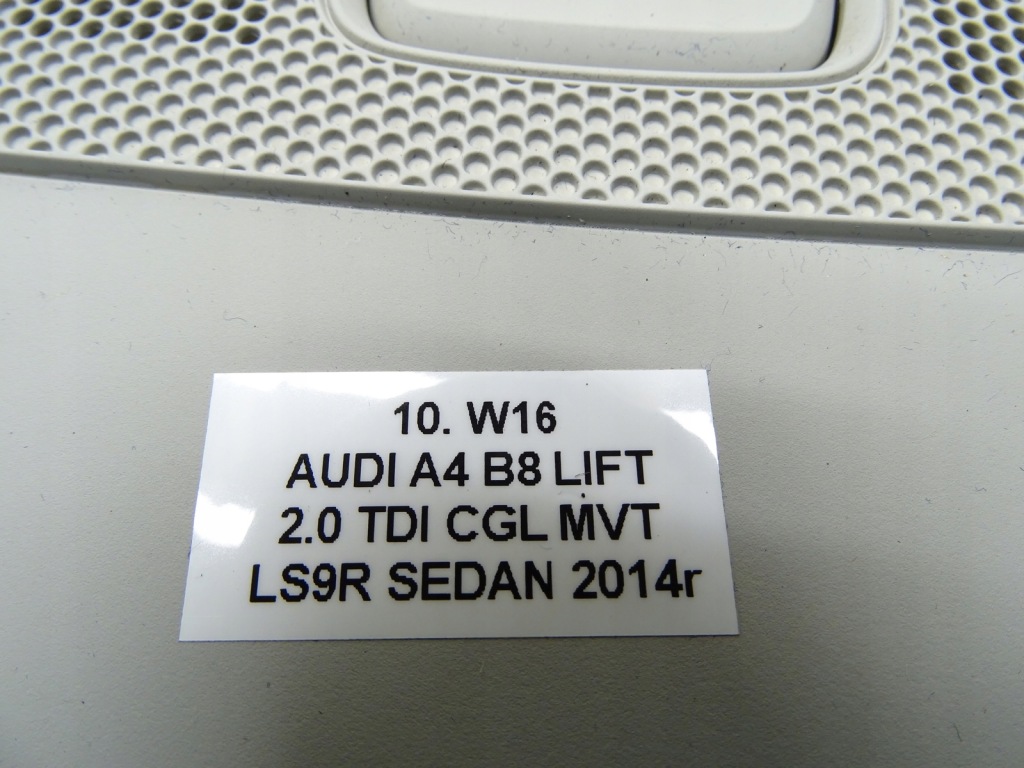 фото №11, Лампа освітлення кабіни 8t0947135be 8k0951177 audi a4 b8 a5 8t