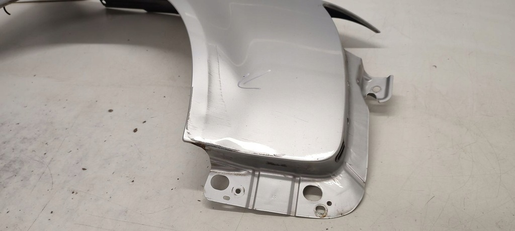 фото №7, Крила правий перед передній audi a4 b6 sedan ly7w