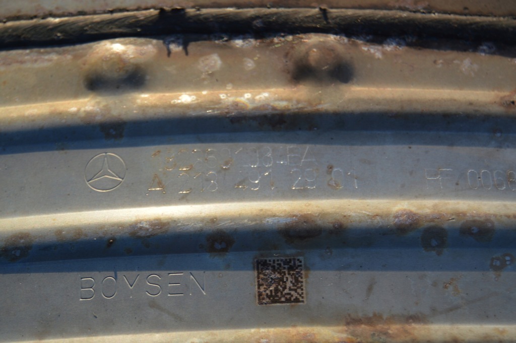 Вихлоп гасник kompletny mercedes w213 e klasa e200 2134907106 2.0cgi Зі Шроту