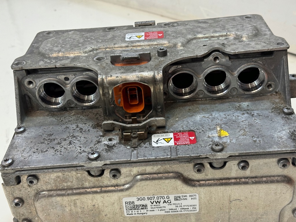 фото №5, Зарядное устройство преобразователь аккумулятора vw passat b8 gte 3g0907070g исправна, легальная