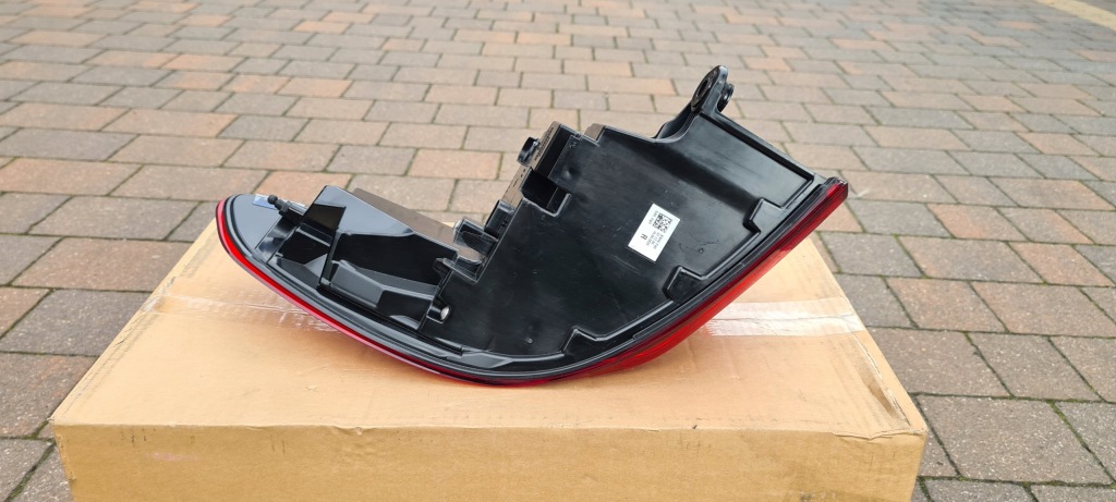 Лампа задня права full led bmw 1 f40 19 - 23 r. оригінал Доставка