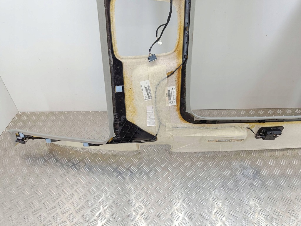 фото №9, Opel zafira c 2015 потолок