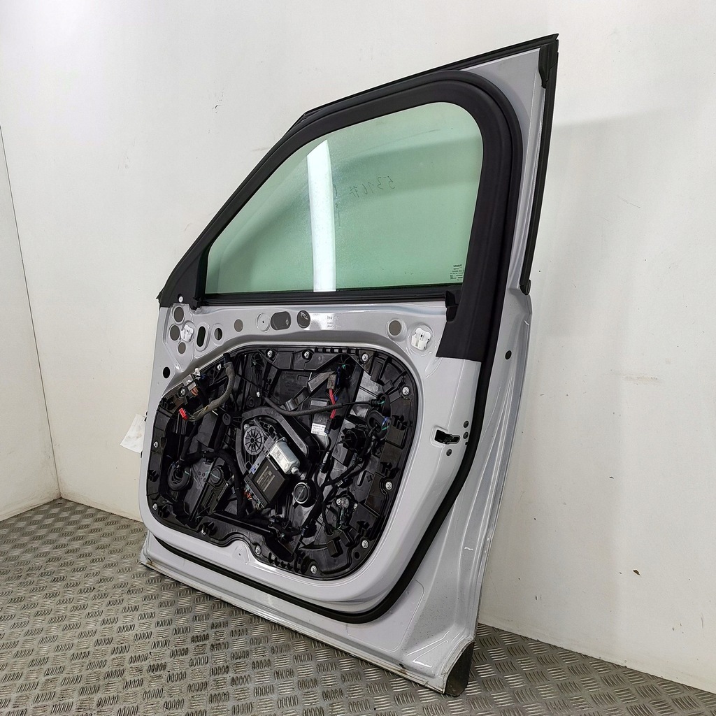 фото №6, Polestar 2 2024 перед сторона права двері передні