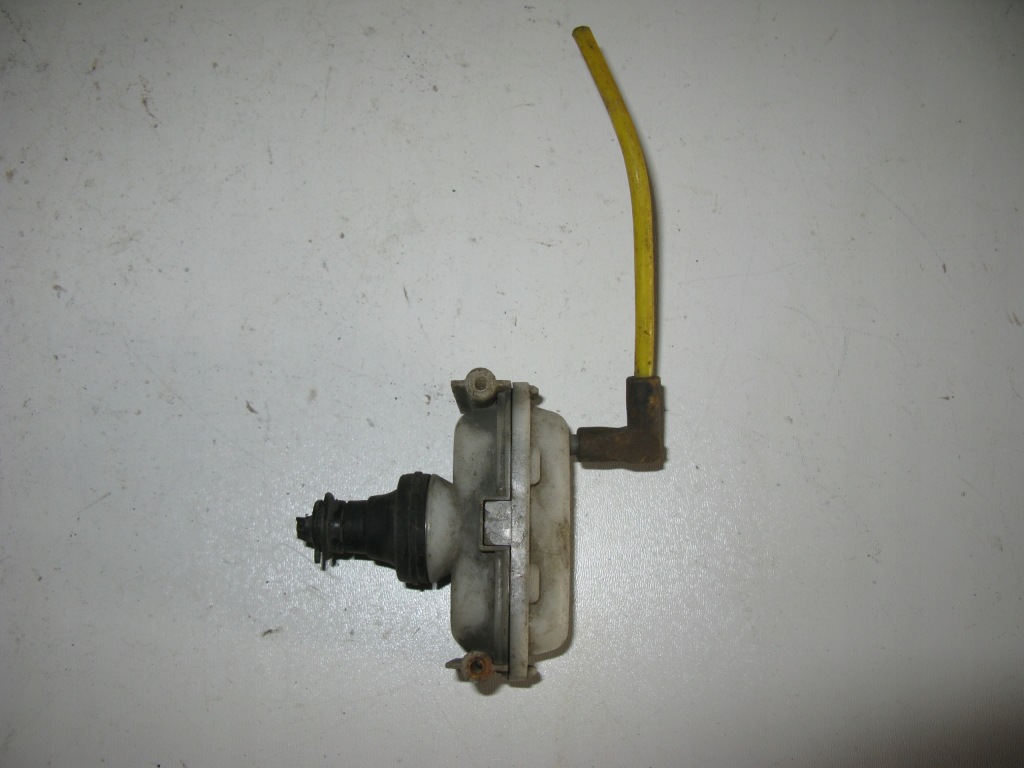 Купити Привід замка центрального volkswagen оригінальний номер 357862153a