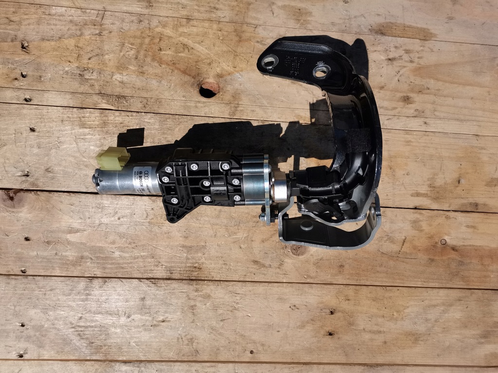 фото №5, Audi q7 4m привод крышки электрический 4m0827851a