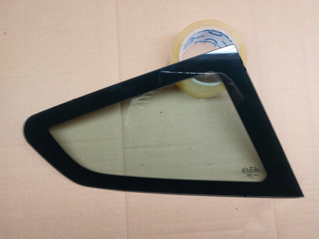 фото №1, Стекло правый задняя кузовная aston martin vantage 16r coupe