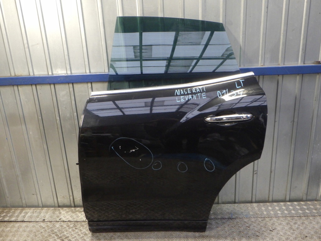 фото №1, Дверь левый задняя maserati levante