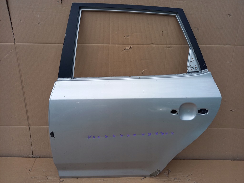 фото №1, Kia ceed i дверь задние левая задняя