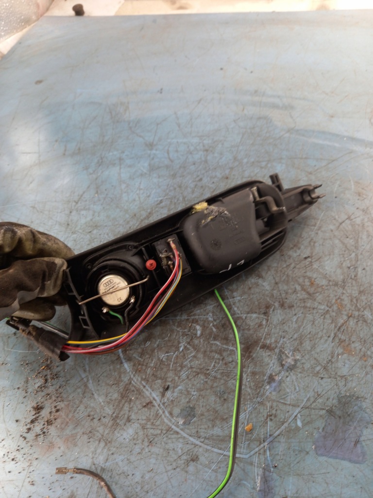 фото №2, Ручка внутренняя audi a4 1.9tdi 98r