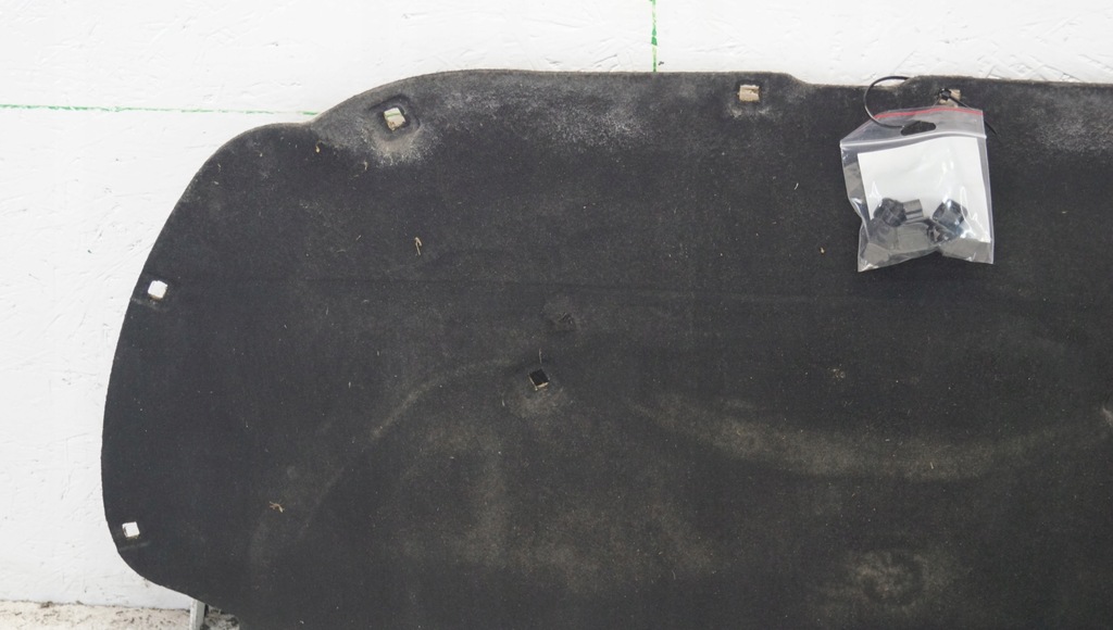 фото №5, Шумоизоляция капот + клипсы vw polo 6r lift