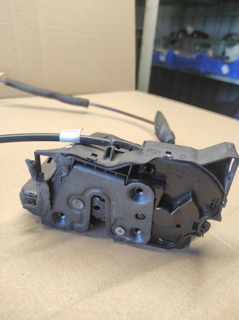 фото №4, Замок дверь правый перед 4 pin renault talisman 805020792r