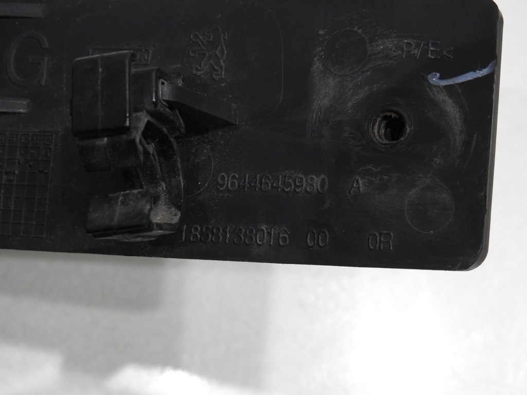 фото №10, Подушка подушка безопасности коленная водителя peugeot 407