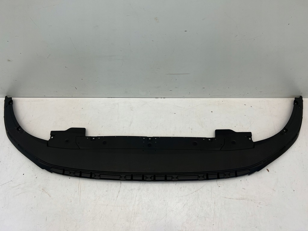 фото №1, Vw golf viii 5h защита плита pod бампер передний