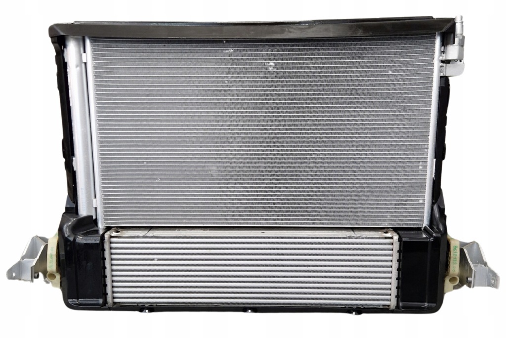 Комплект радіатор bmw 5 g31 g30 2.0 2.5 3.0d 520 530 525 2015- Оригінал