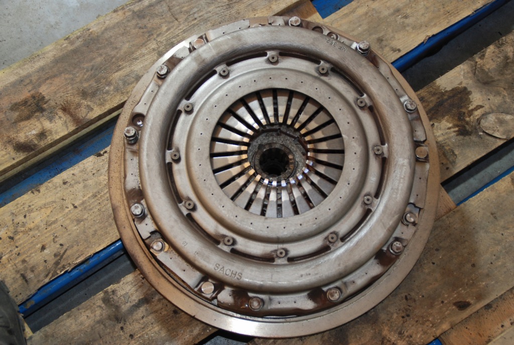 фото №1, Притиск + диск зчеплення 3,9 iveco eurocargo e5