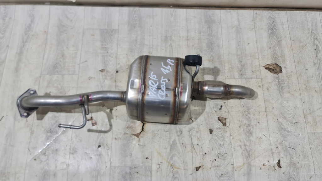 фото №1, Toyota yaris cross гаситель конечный труба 1,5 бензин