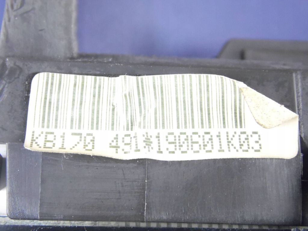 Панель smart fortwo 1 600t kb170 в Україні