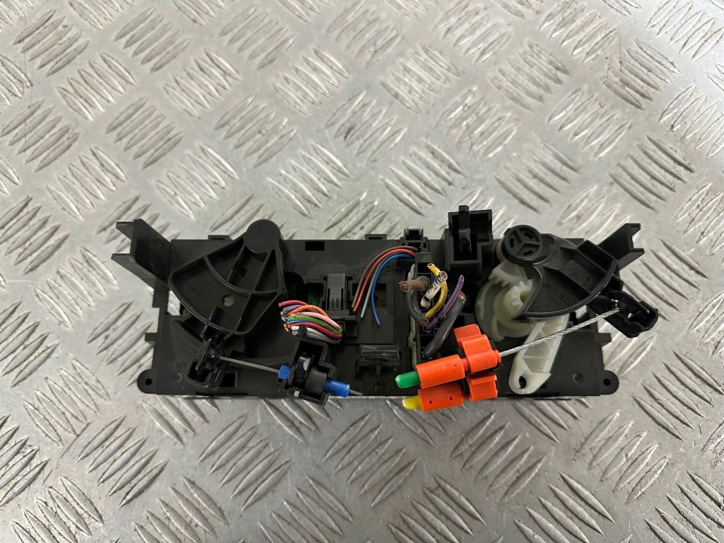 фото №11, Peugeot 207 панель кондиціонера 69910004