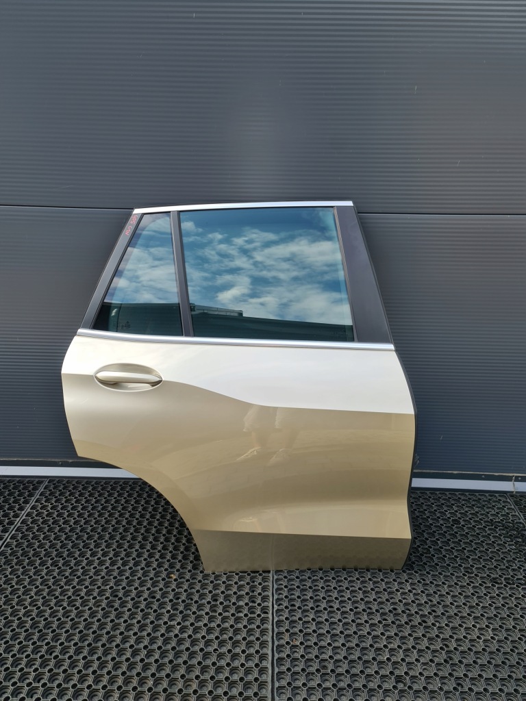 фото №1, Bmw g05 f95 x5 дверь правый задняя c1n