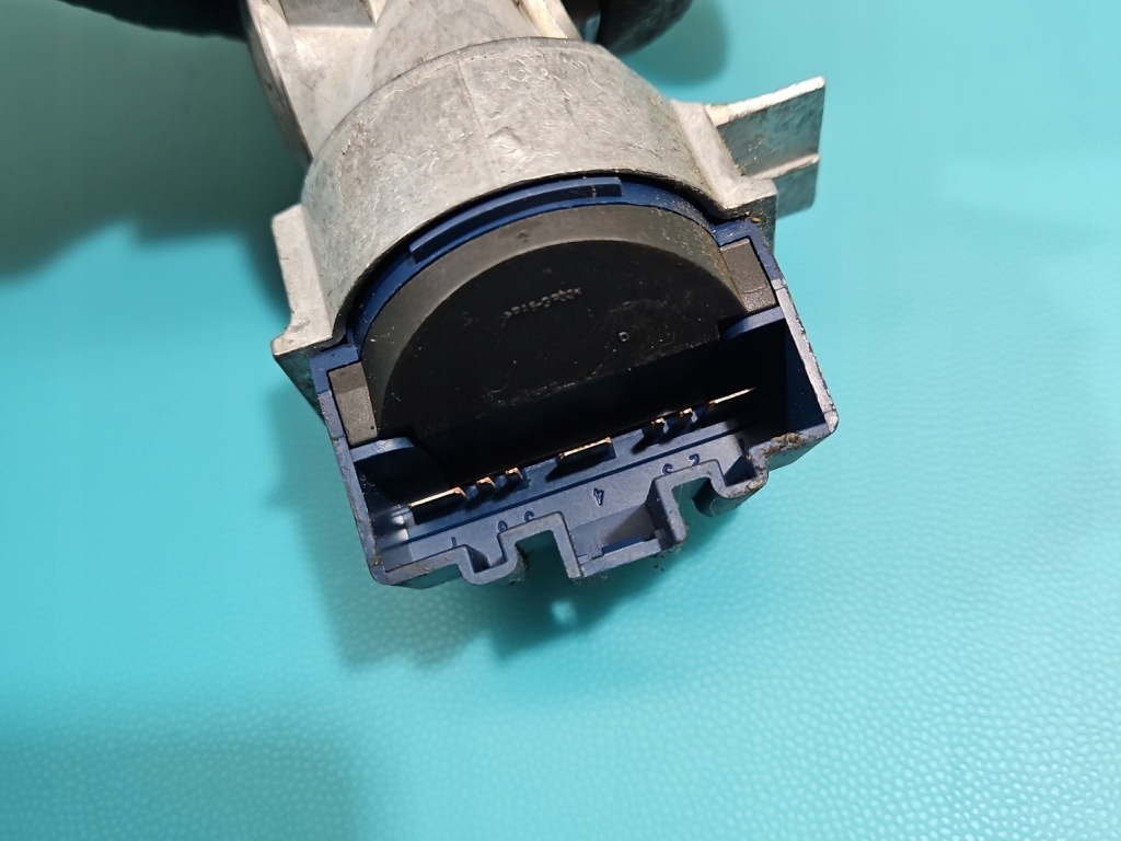 Замок запалювання ключ вкладка ford maverick 2 01-07 Зі Шроту