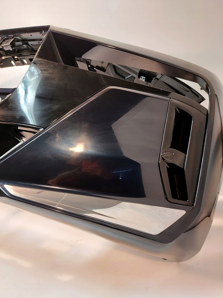 фото №10, Bmw g70 i7 m набор бампер карбон schwarz 416 eu